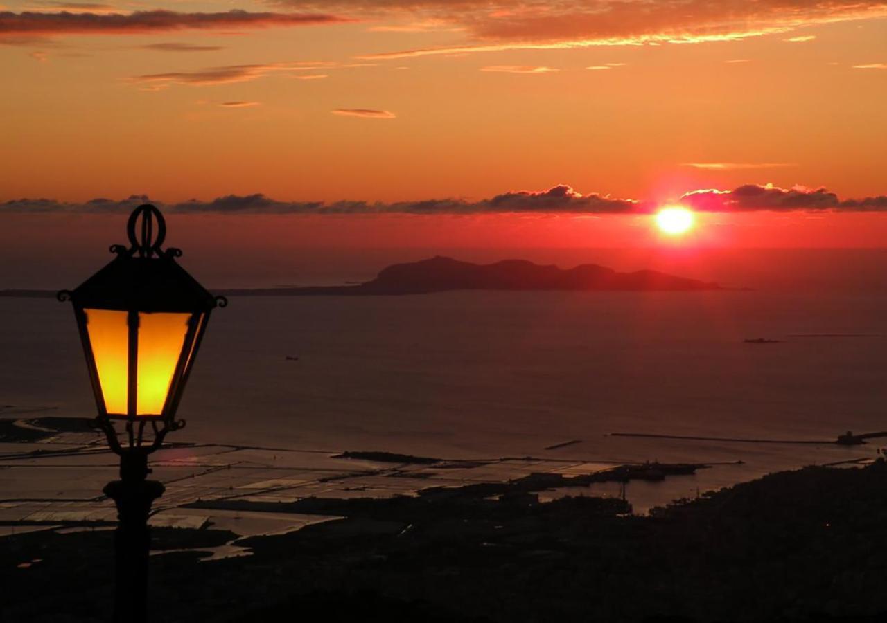B&B La Casa Di Paola Trapani Dış mekan fotoğraf