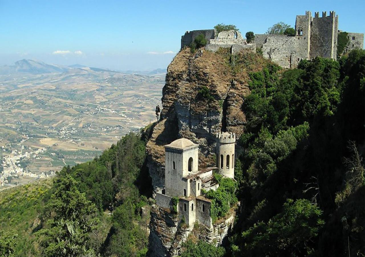 B&B La Casa Di Paola Trapani Dış mekan fotoğraf